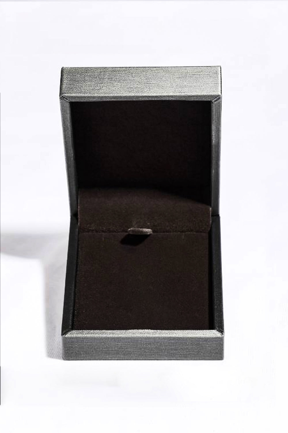Collar con colgante de rubíes de plata de ley 925