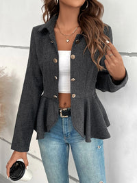 Blazer con cuello y dobladillo con volantes