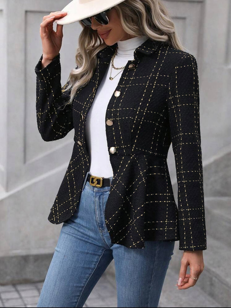 Blazer con cuello y dobladillo con volantes