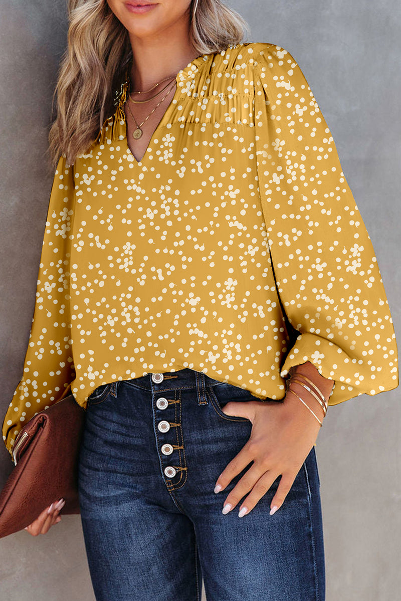 Blusa arrugada estampada de otoño con cuello dividido amarillo