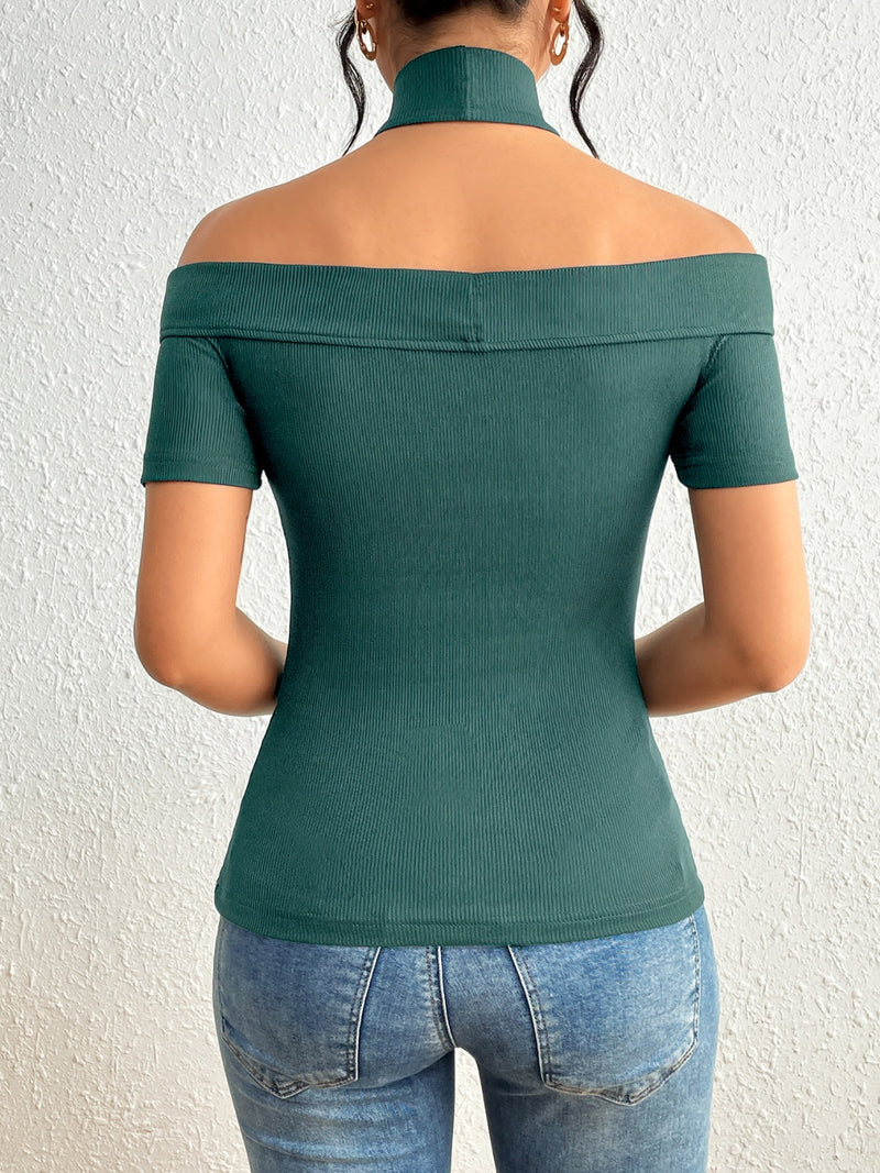 Camiseta de manga corta con cuello halter