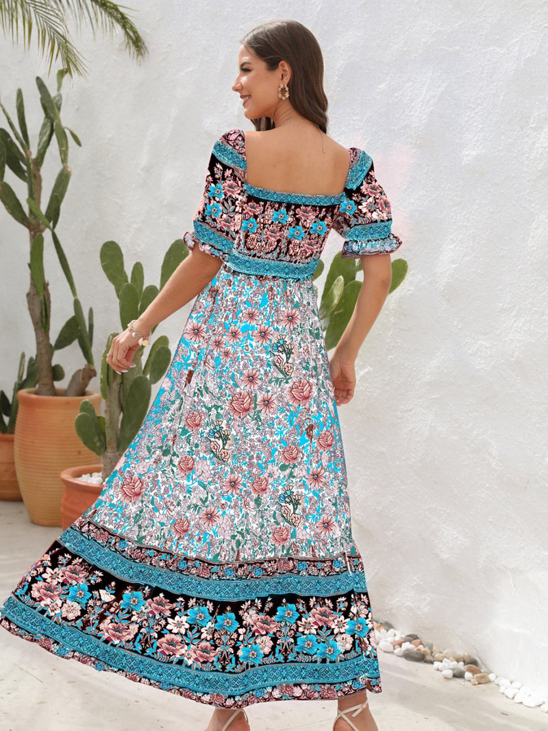 Vestido midi con mangas acampanadas de flores