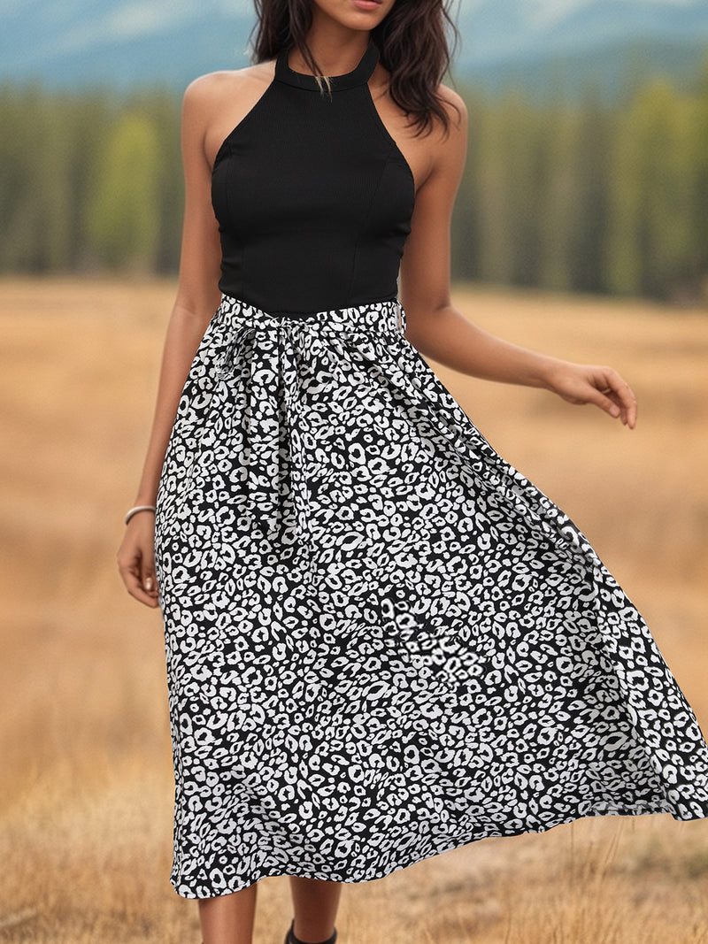 Vestido midi de cuello halter de leopardo